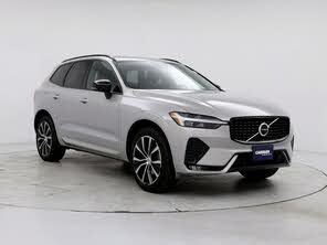 Volvo XC60 B5 Plus Dark Theme AWD