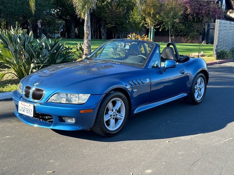 2002 BMW Z3 2.5i Roadster RWD