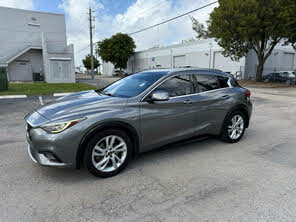 INFINITI QX30 Luxury FWD