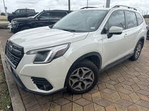 Subaru Forester Premium Crossover AWD