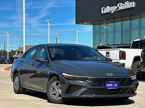 Hyundai Elantra SE FWD