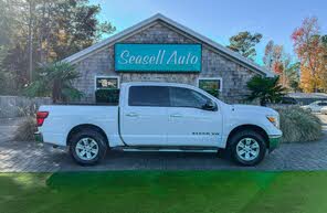 Nissan Titan SV Crew Cab 4WD