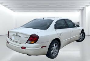 Oldsmobile Aurora 4 Dr 4.0 Sedan