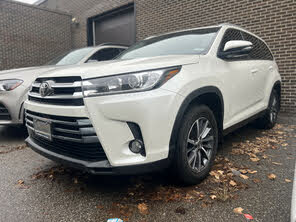 Toyota Highlander XLE AWD