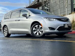 Chrysler Pacifica Hybrid Limited FWD