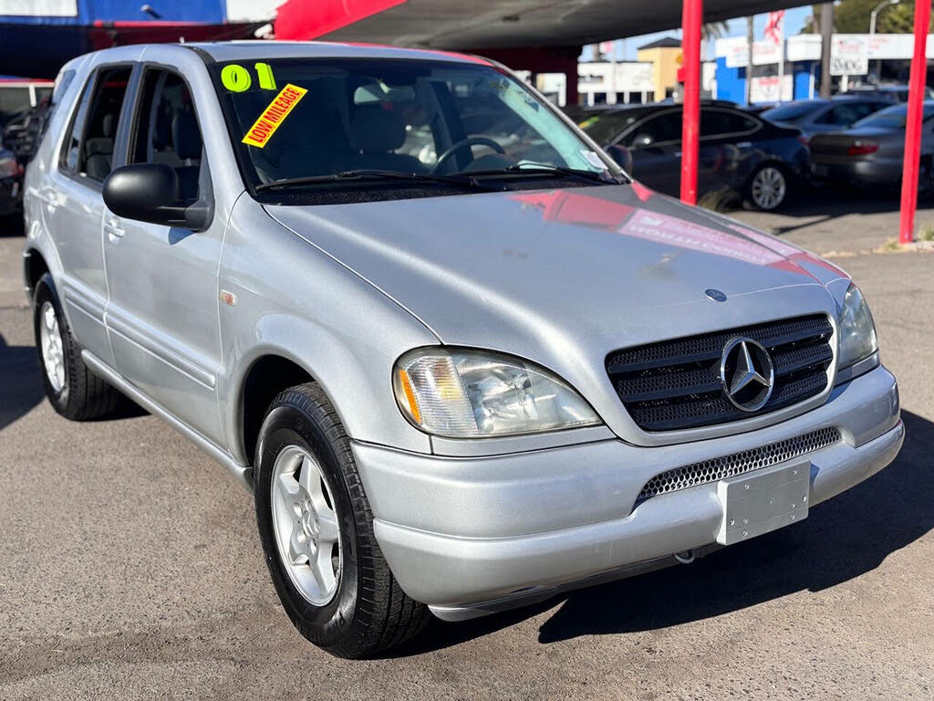 2001 Mercedes-Benz M-Class ML 320 4MATIC