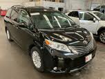 Toyota Sienna XLE 7-Passenger Auto Access Seat