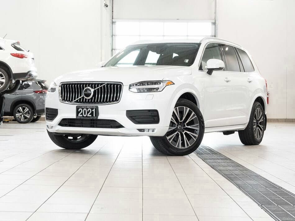 2021 Volvo XC90 T6 Momentum 6-Passenger AWD