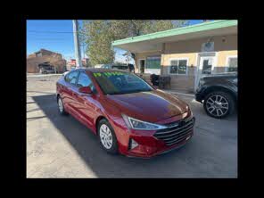 Hyundai Elantra Limited FWD