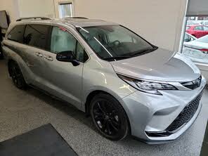 Toyota Sienna XSE 7-Passenger FWD