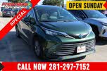 Toyota Sienna LE 8-Passenger FWD