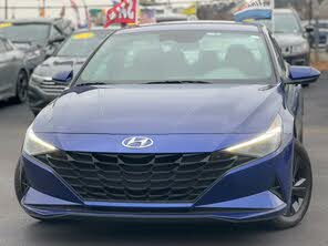 Hyundai Elantra SEL FWD