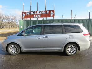 Toyota Sienna XLE 7-Passenger