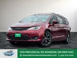 Chrysler Pacifica Touring L FWD