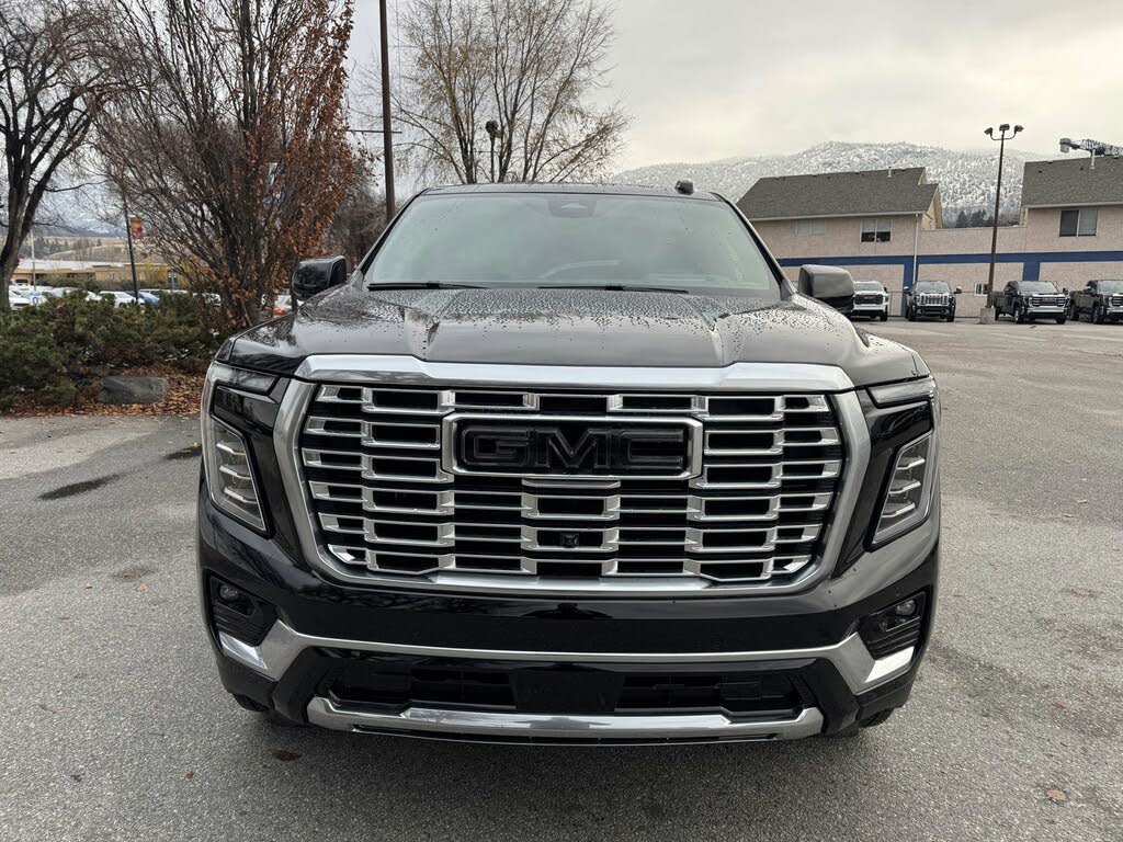 2025 GMC Yukon Denali 4WD