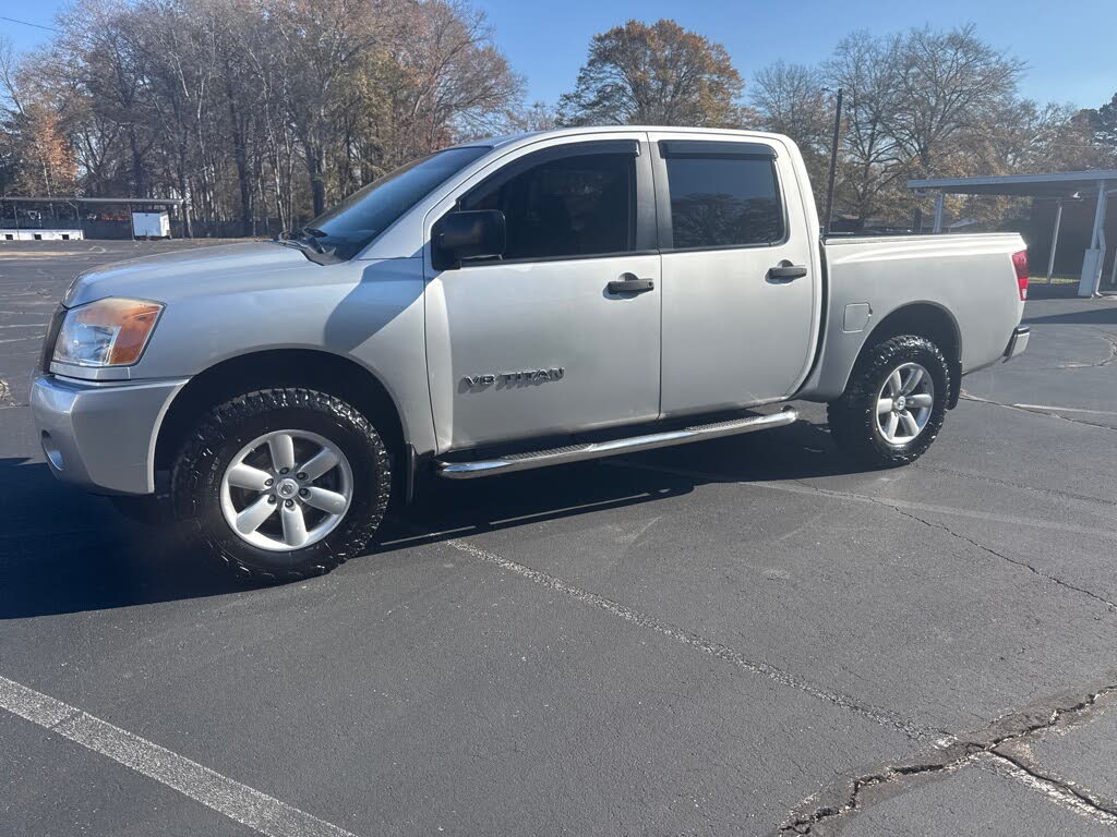 2014 Nissan Titan S Crew Cab 4WD
