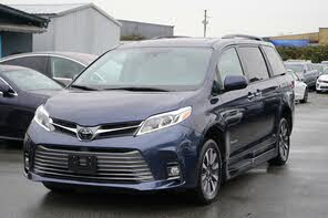 Toyota Sienna XLE 7-Passenger FWD with Auto-Access Seat