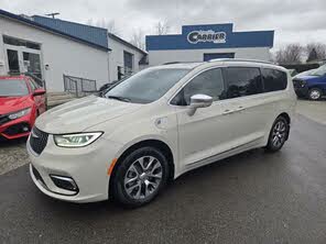 Chrysler Pacifica Hybrid Pinnacle FWD