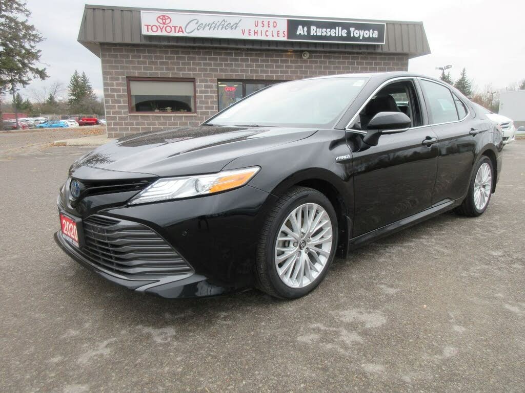 2020 Toyota Camry Hybrid XLE FWD