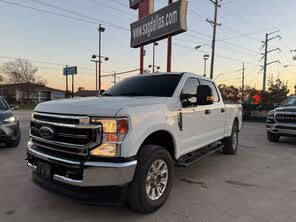 Ford F-250 Super Duty XLT Crew Cab 4WD