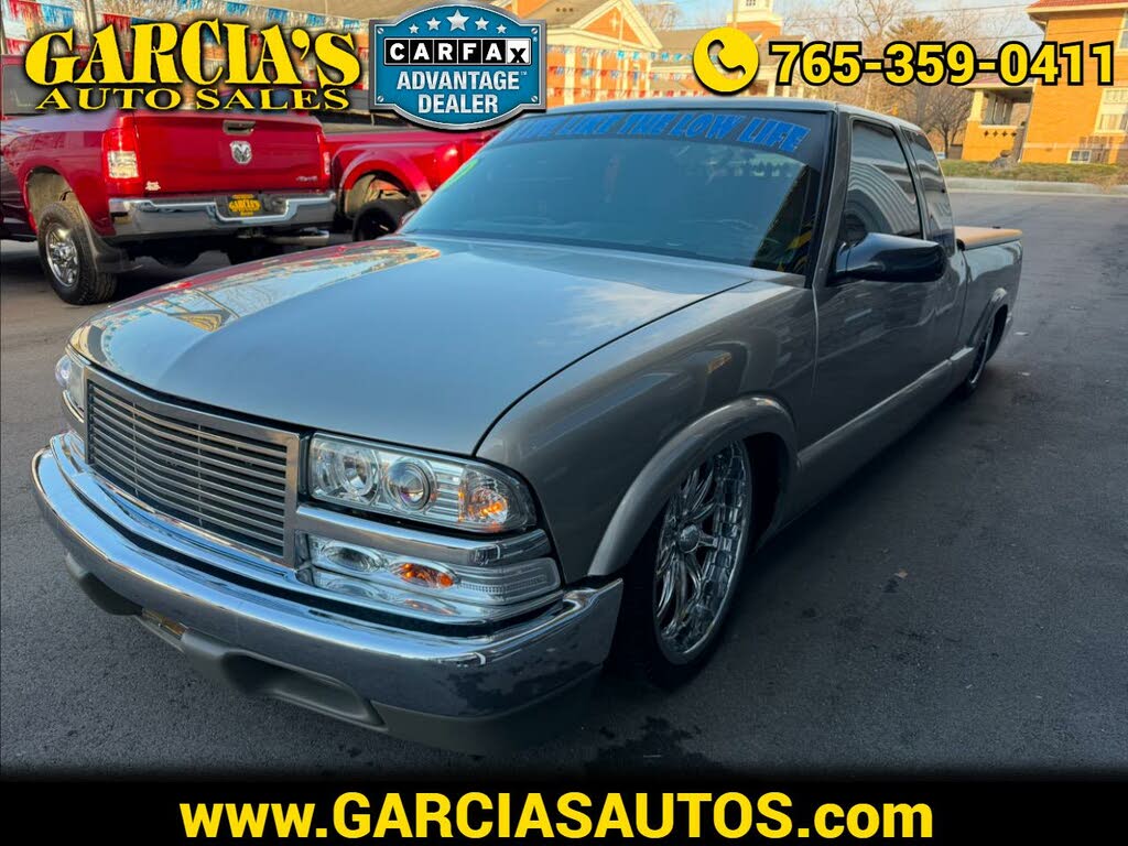 2000 Chevrolet S-10 LS Extended Cab RWD