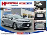 Toyota Sienna Woodland Edition 7-Passenger AWD