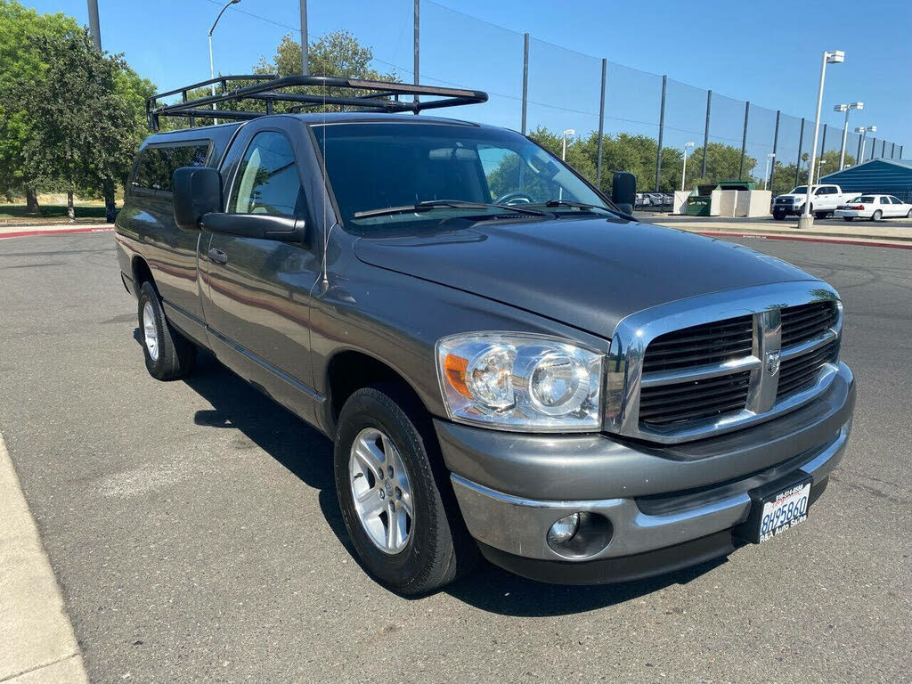 2007 Dodge RAM 1500 SLT LB RWD