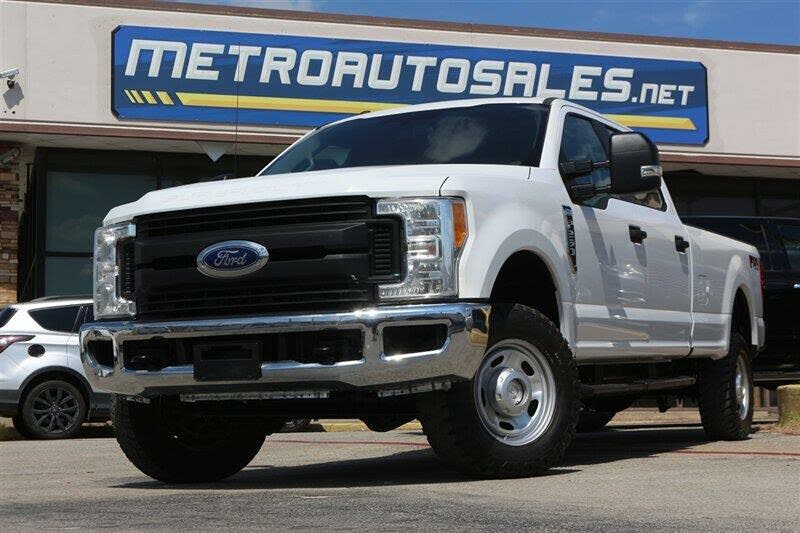 2017 Ford F-250 Super Duty XL Crew Cab 4WD