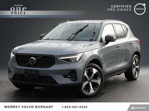 Volvo XC40 B5 Plus Dark Theme AWD