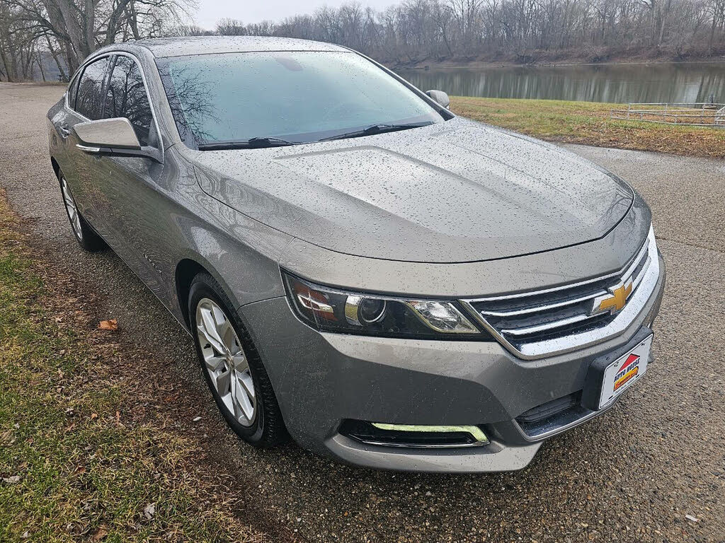 2019 Chevrolet Impala LT FWD