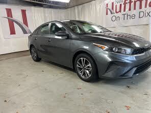 Kia Forte LXS FWD