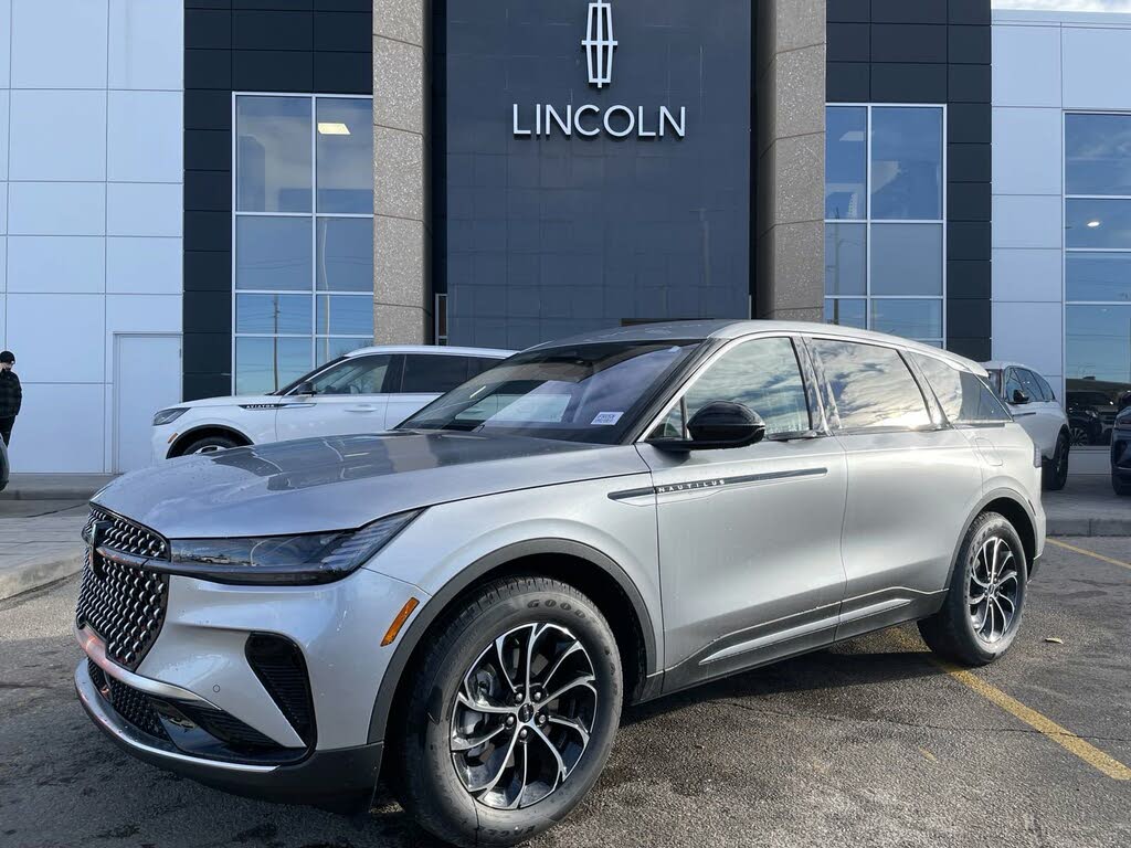 Lincoln Nautilus Premiere AWD 2025