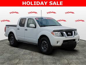 Nissan Frontier PRO-4X Crew Cab 4WD