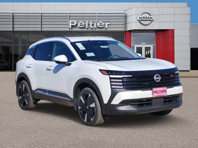 2025 Nissan Kicks SR AWD