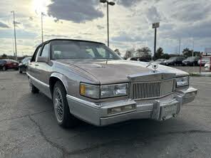 Cadillac Fleetwood Sedan FWD
