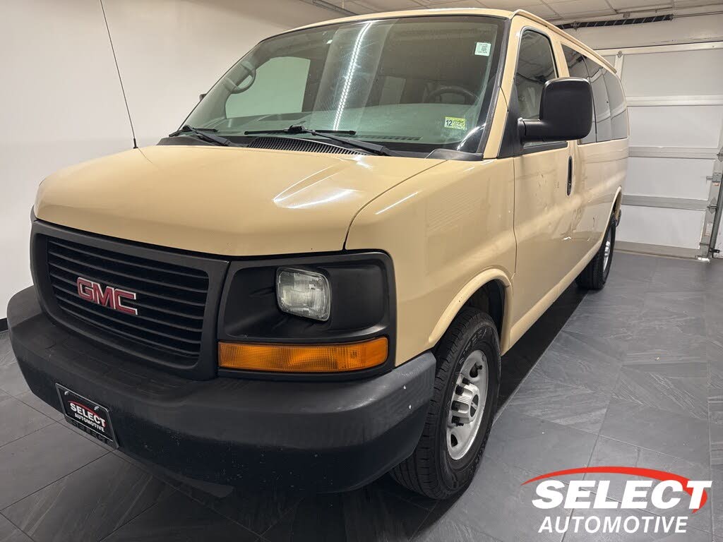 2009 GMC Savana LS 2500