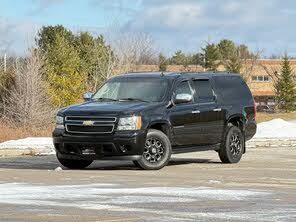 Chevrolet Suburban 1500 LTZ 4WD