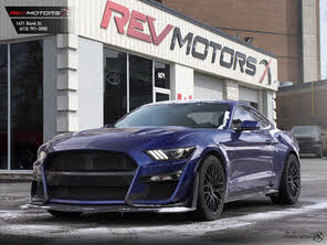 Ford Mustang GT Premium Coupe RWD