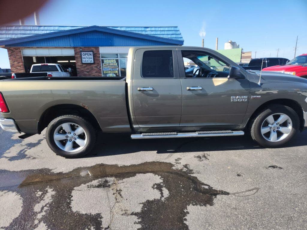 2013 RAM 1500 SLT Quad Cab 4WD