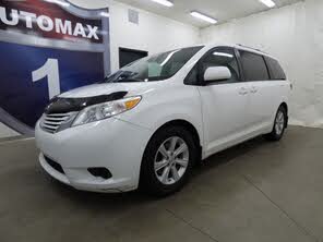 Toyota Sienna LE 8-Passenger