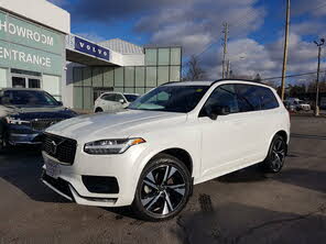 Volvo XC90 B6 Plus Dark Theme AWD