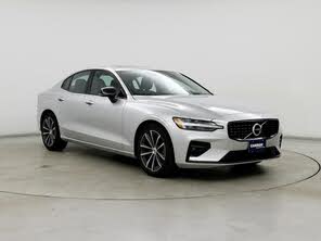 Volvo S60 B5 Momentum AWD