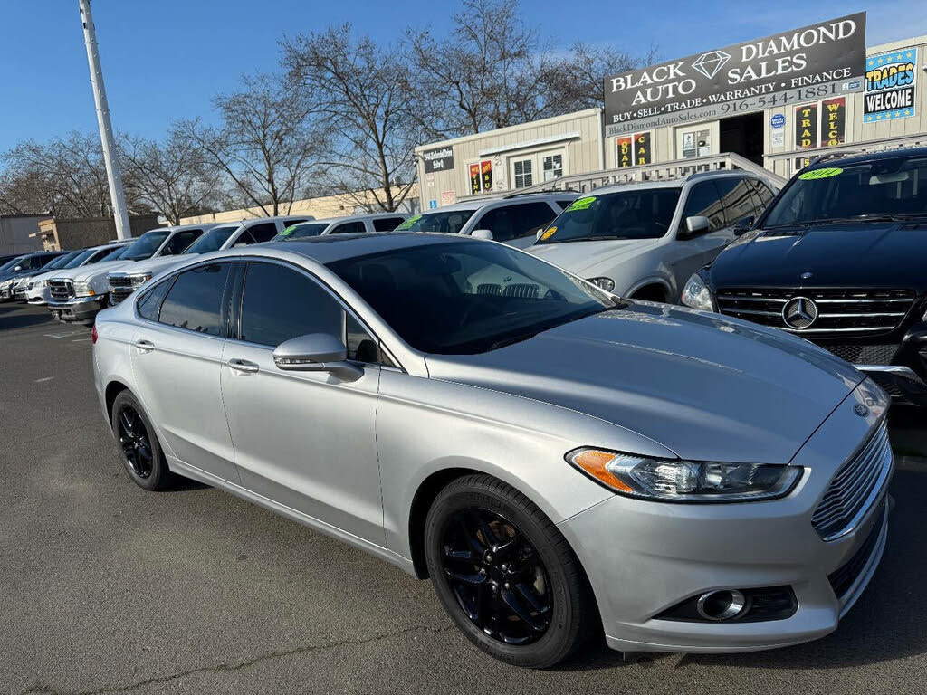 2016 Ford Fusion SE
