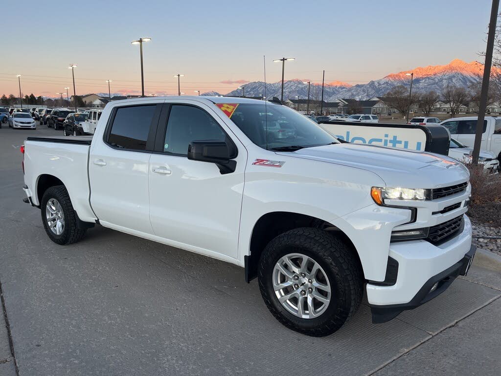 2022 Chevrolet Silverado 1500 RST Crew Cab 4WD