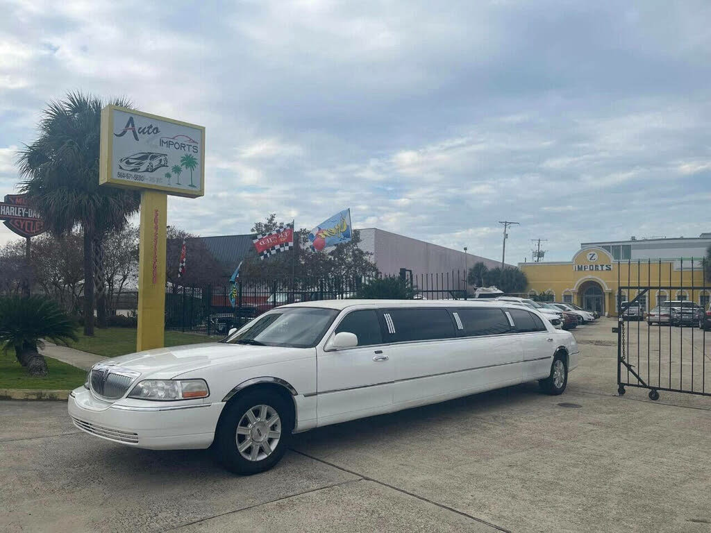 2011 Lincoln Town Car Executive