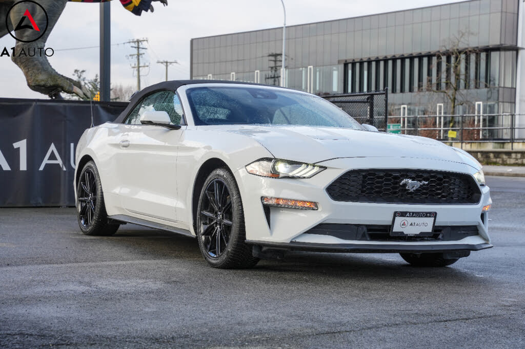Ford Mustang EcoBoost Premium Convertible RWD 2022