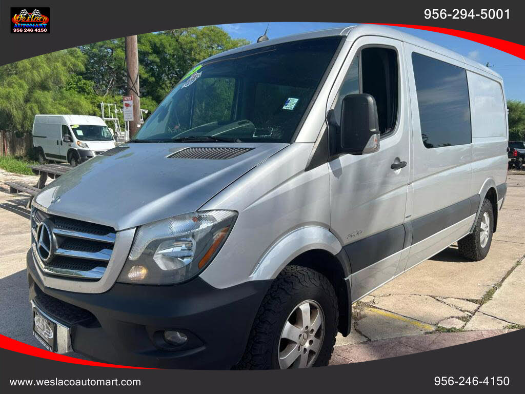 2014 Mercedes-Benz Sprinter 2500 144 WB Crew Van