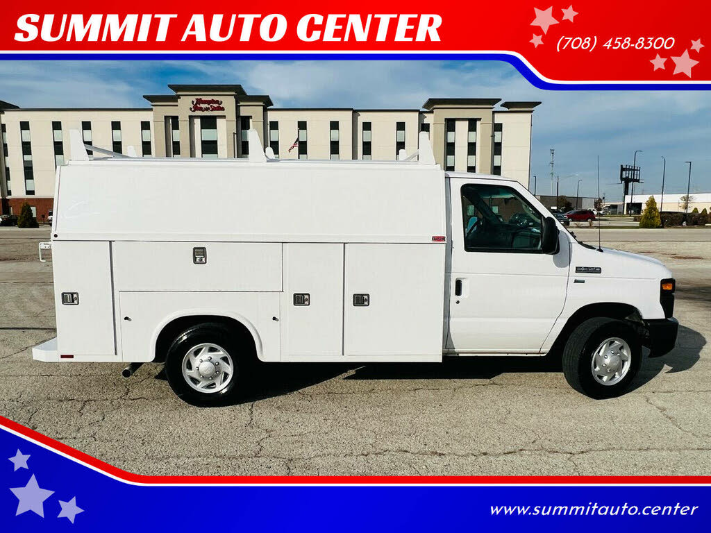 2012 Ford E-Series Chassis E-350 Cutaway 138 RWD with Rear Fuel Tank