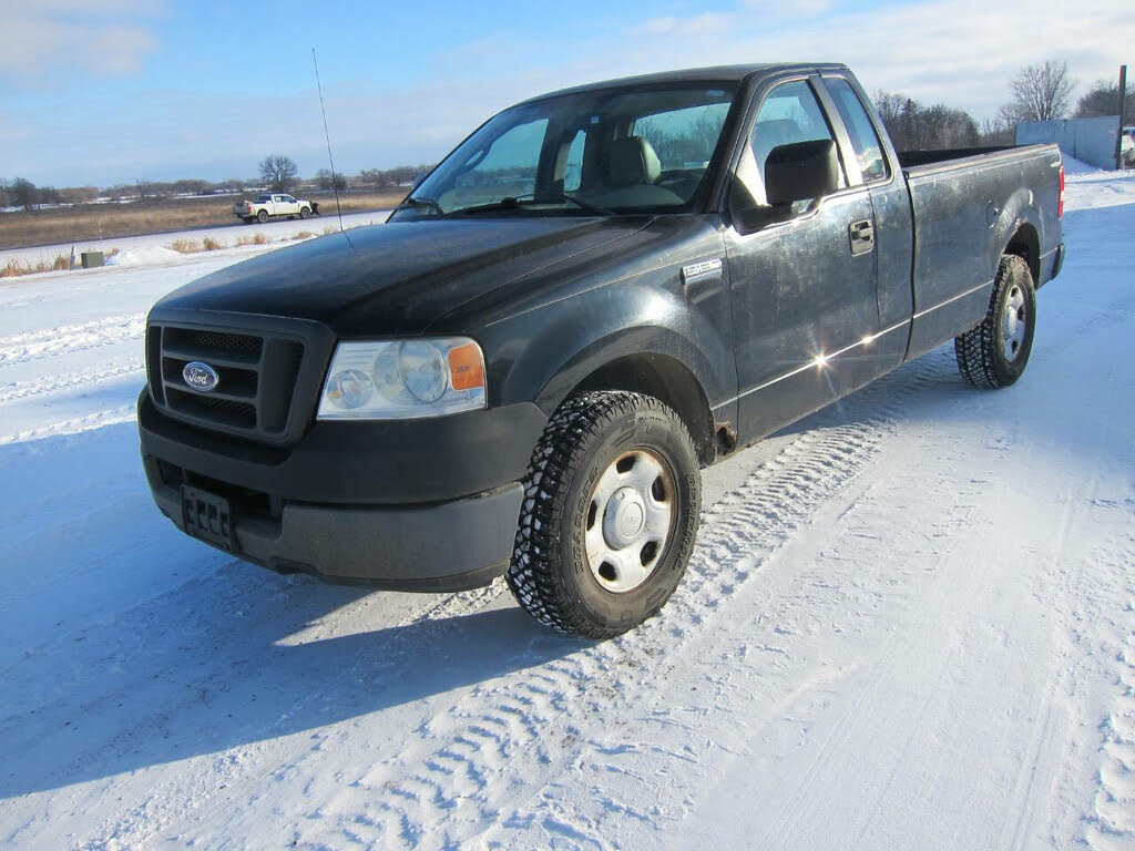 2005 Ford F-150 XL LB
