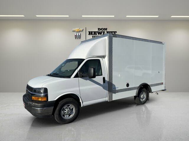 2024 Chevrolet Express Chassis 3500 Cutaway 139